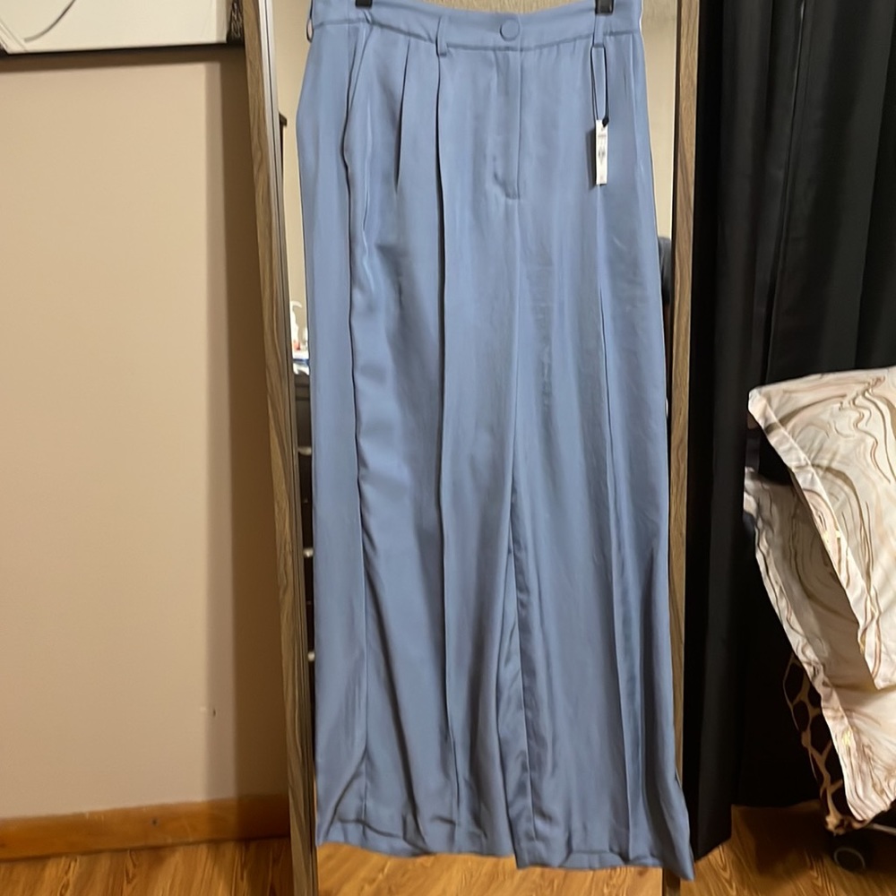 Express pantsuit - Picture 8 of 16